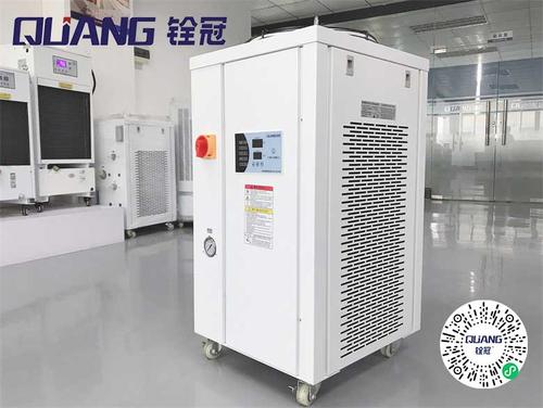 激光冷水機.jpg
