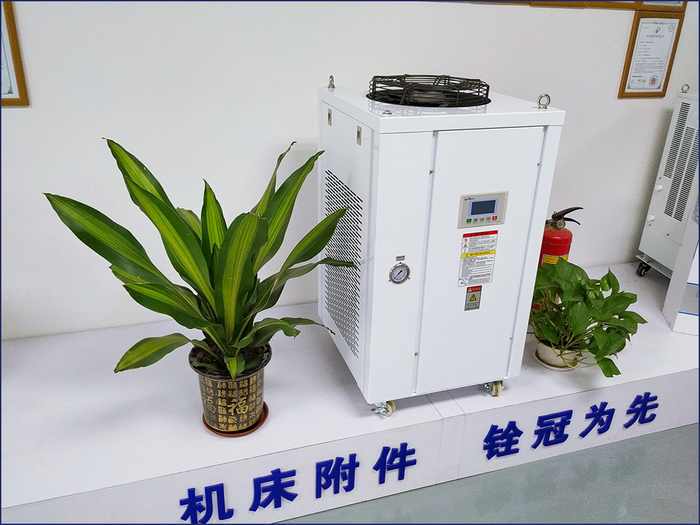 水冷機