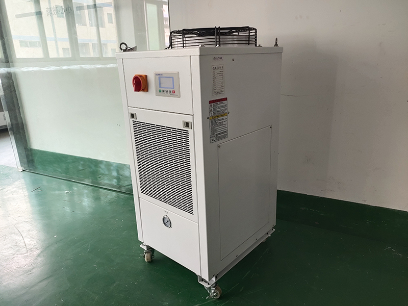 銓冠工業(yè)制冷機