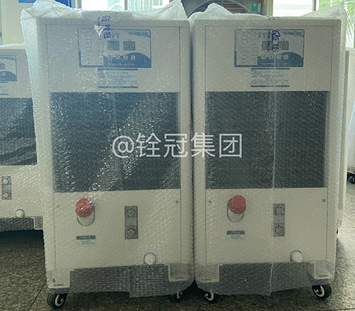 加工中心油冷機(jī).jpg