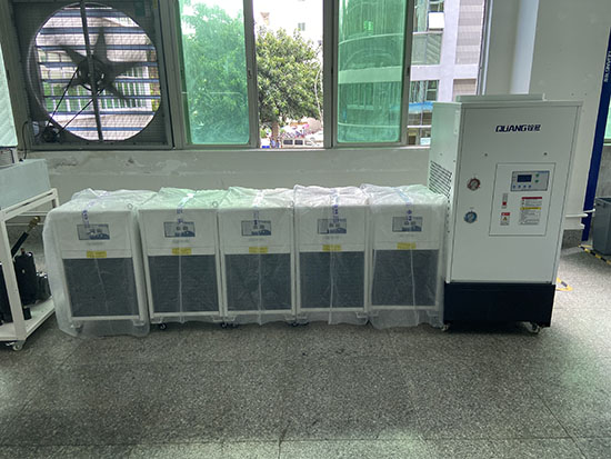 冷水機(jī)漏水.jpg