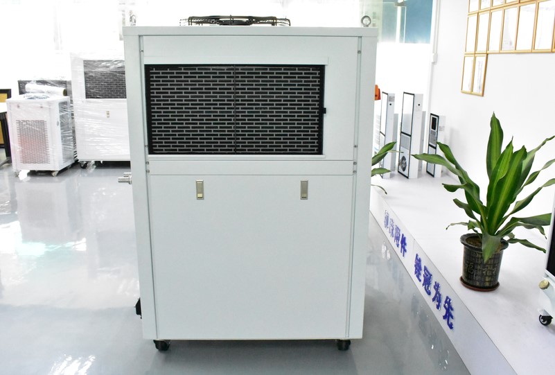 LED水冷機(jī)