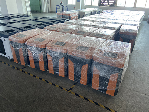 銓冠手持焊一體機(jī)柜內(nèi)置柜式激光冷水機(jī)QGWR-2000WRO3H3CN.jpg