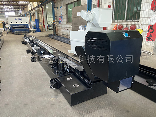 銓冠集中排屑機.jpg