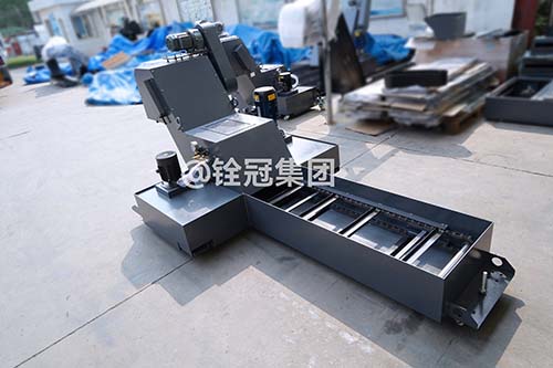 加工中心型材機(jī)反沖滾筒刮板排屑機(jī).jpg
