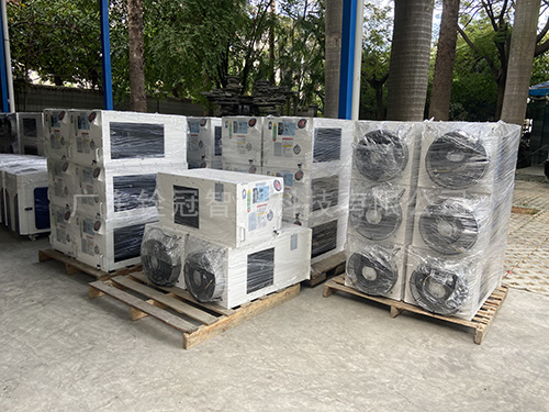 銓冠激光冷水機(jī)發(fā)貨.jpg