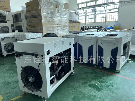 激光冷水機一體機.jpg