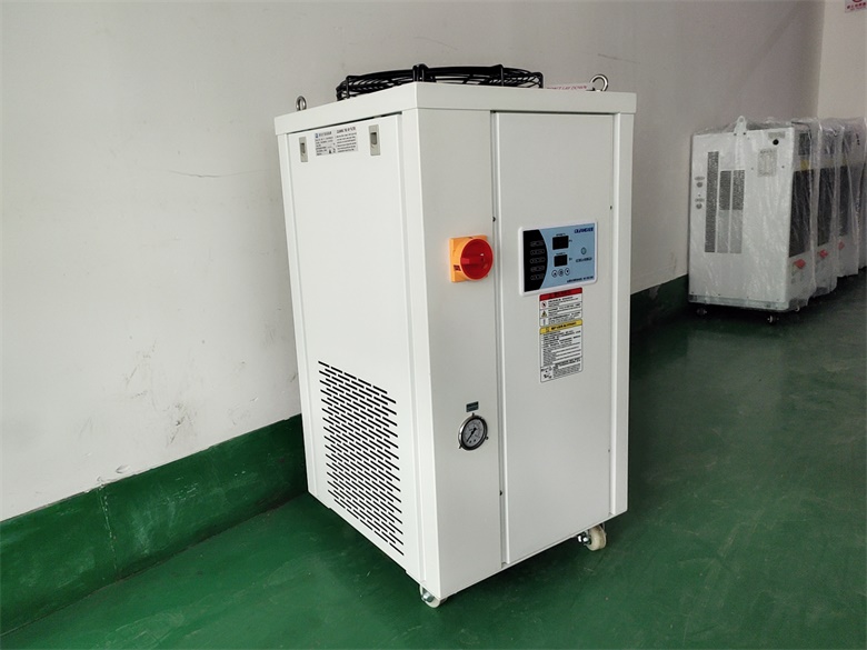 銓冠水冷機(jī)