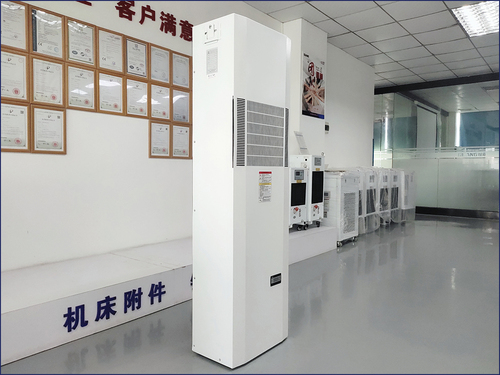 銓冠制冷5G機(jī)架式精密空調(diào)
