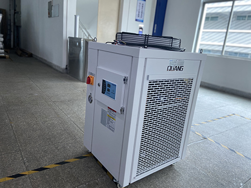 銓冠激光冷水機(jī)
