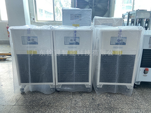 銓冠油冷機應(yīng)用威瑪斯齒輪箱.jpg