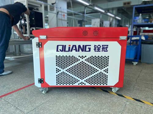 銓冠手持焊激光器.jpg