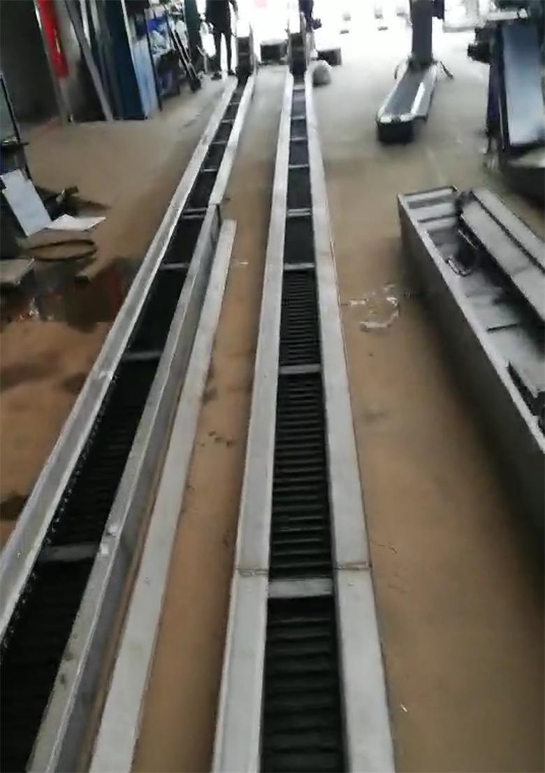 鏈板排屑機(jī)