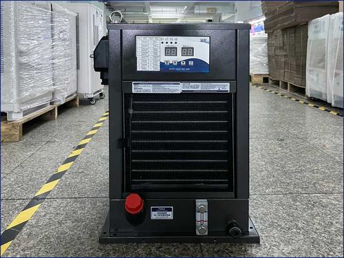 黑色油冷機QG-7.5LY-PBA【無腳輪油冷機定制款】