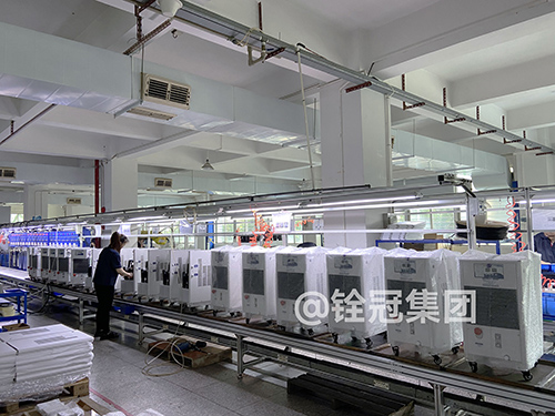 東莞冷水機(jī)生產(chǎn)廠家選擇廣東銓冠.jpg