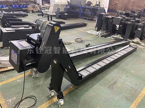 鏈板排屑機走偏.jpg