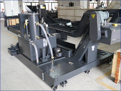 刮板排屑机带中心出水油水分离器