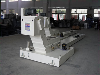 白色反冲滚筒刮板排屑机